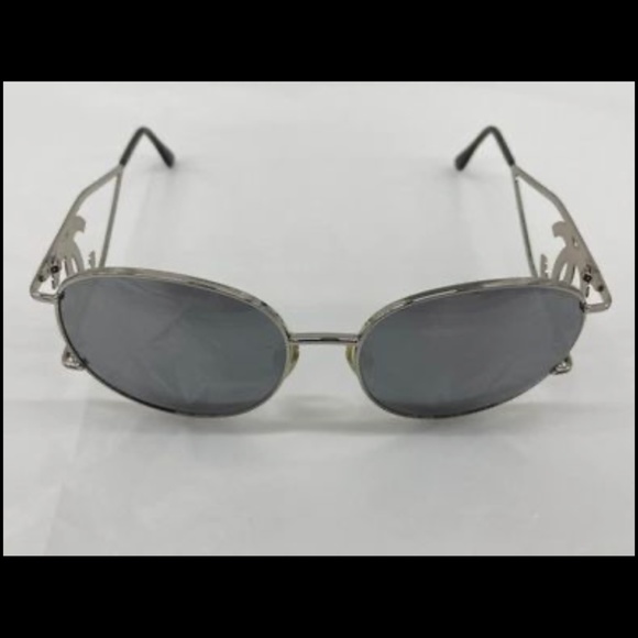 Chanel Vintage Silver CC Frame Sunglasses - Picture 4 of 5